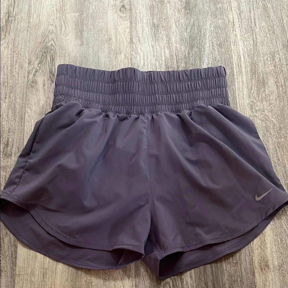 👾Nike Purple Athletic Shorts Lightweight Performance 👾